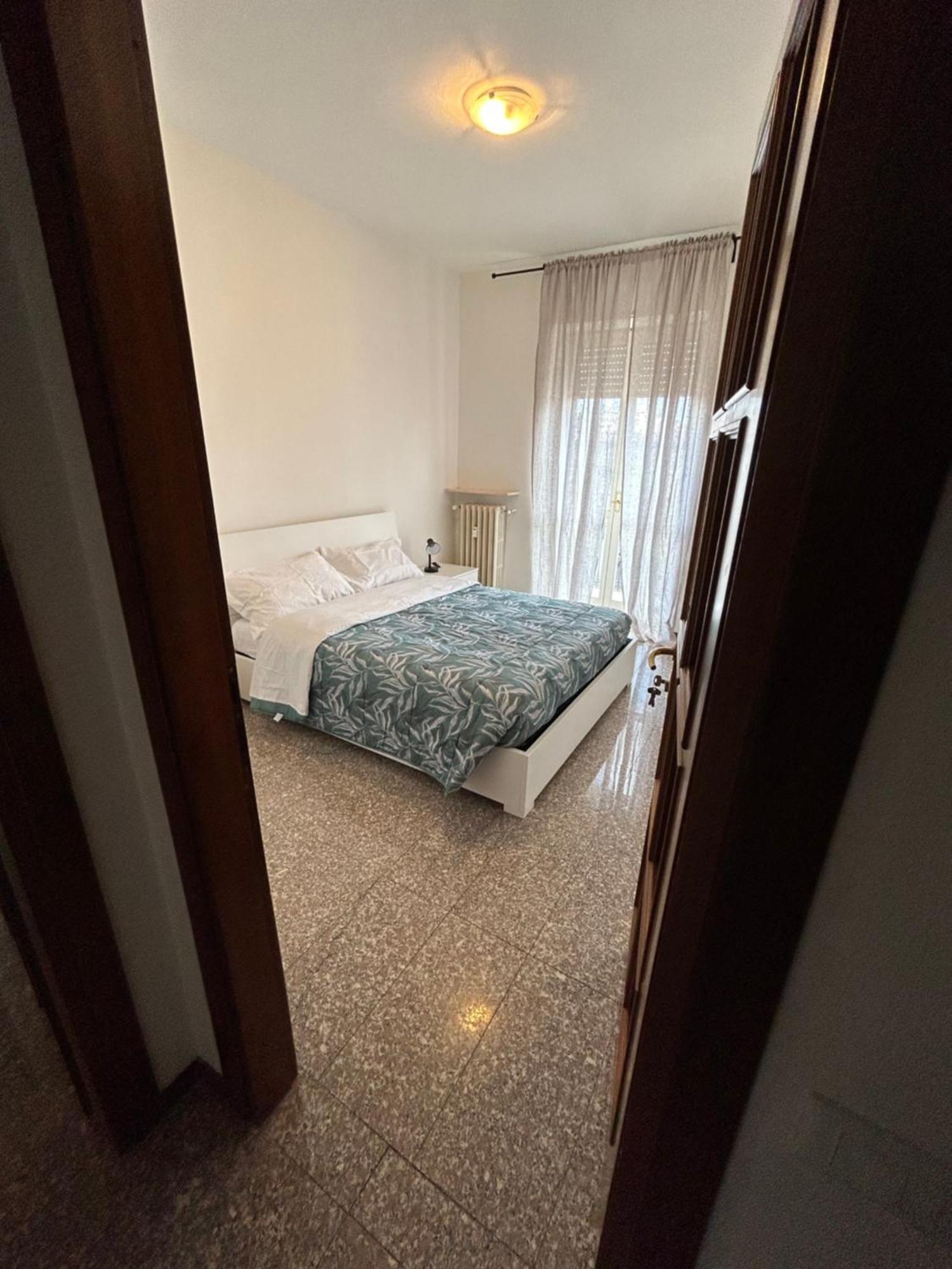 Bed and Breakfast Bed Station -Self Check In- Bergamo Exterior foto